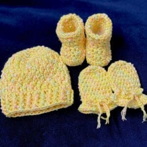 3 Piece Crochet Baby Set Size Newborn