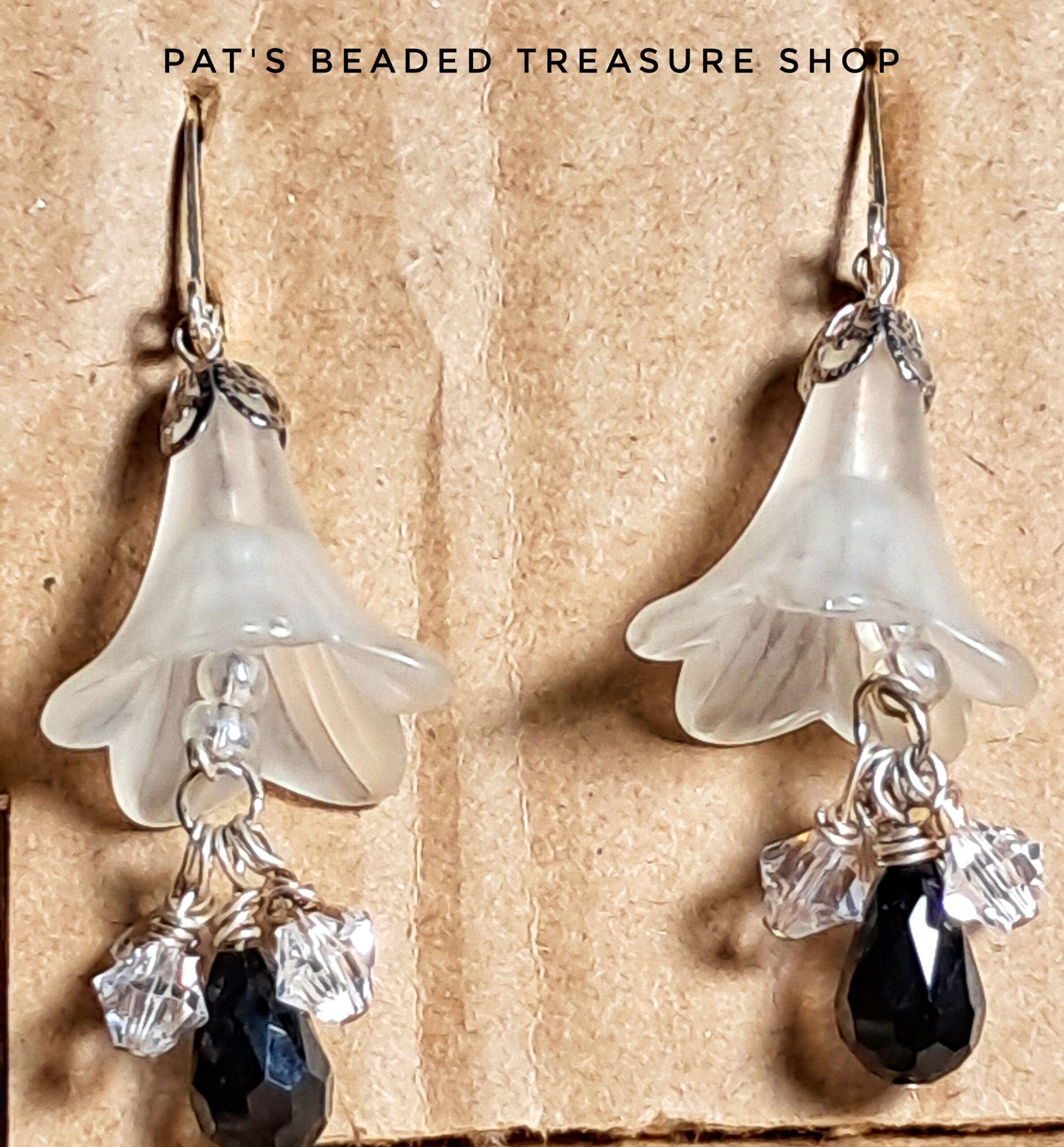 Frosted lily wedding earrings Frosted lily wedding earrings