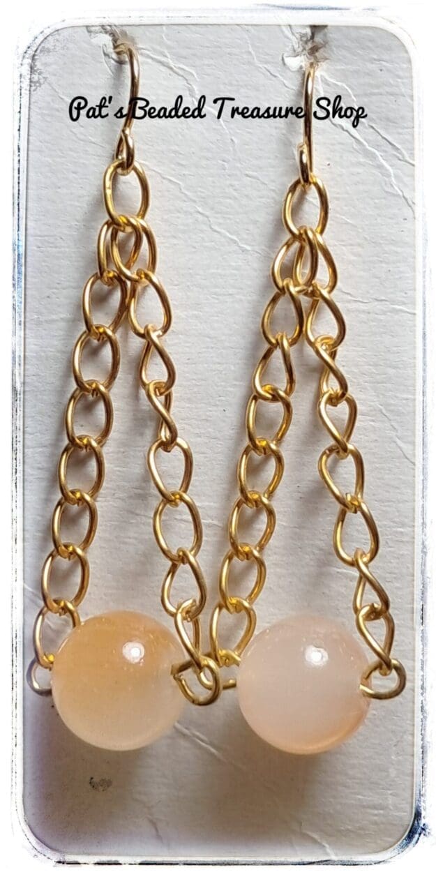 Peach glow dangle earrings Peach glow dangle earrings