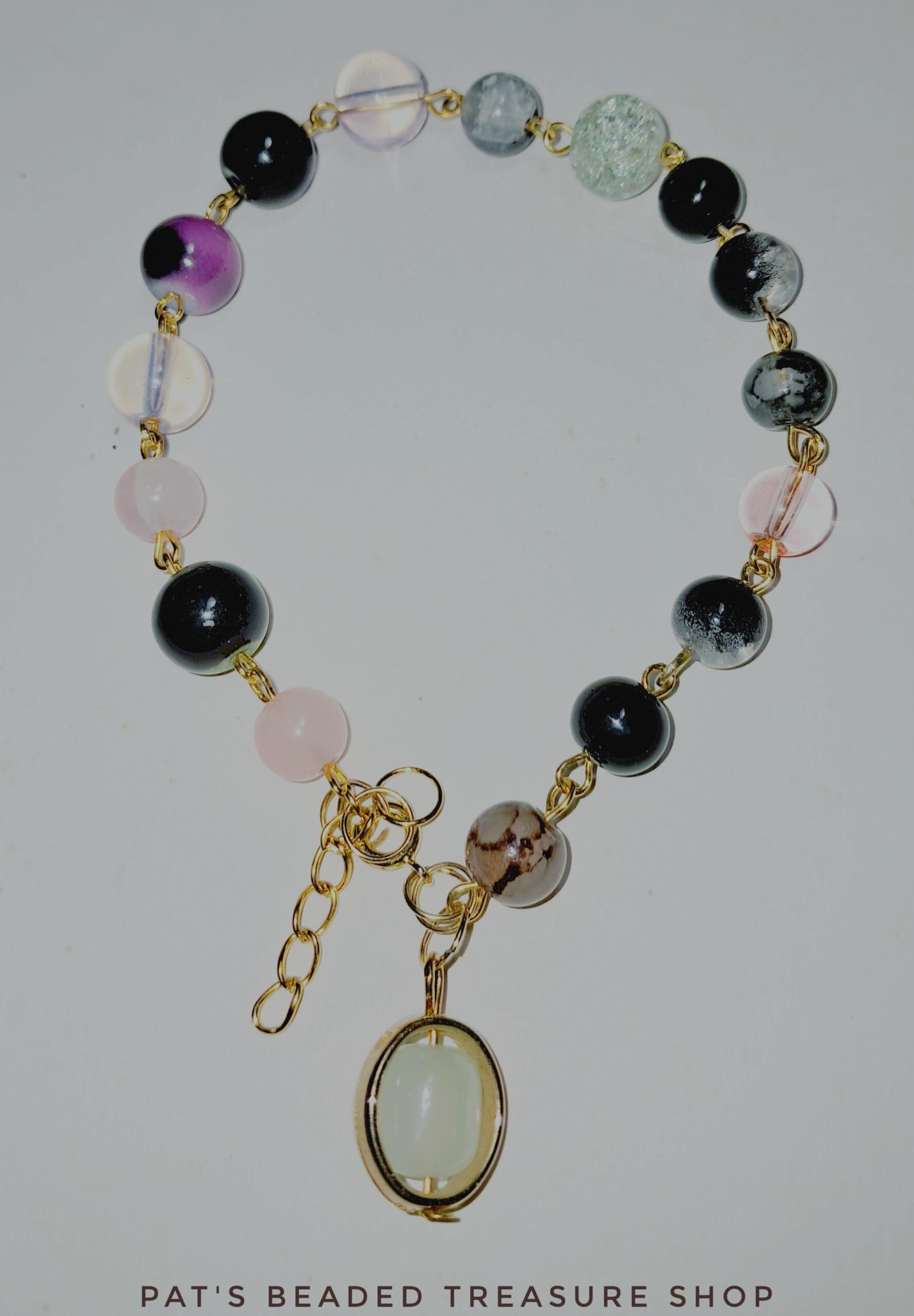 Boho beaded bracelet with spring clasp and oval charm with eclectic gold tone Boho beaded bracelet with spring clasp and oval charm with eclectic gold tone - image 5