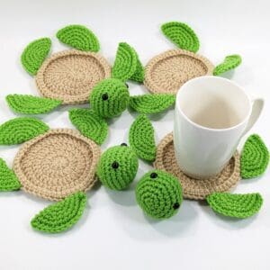 Sea turtles crochet coaster set
