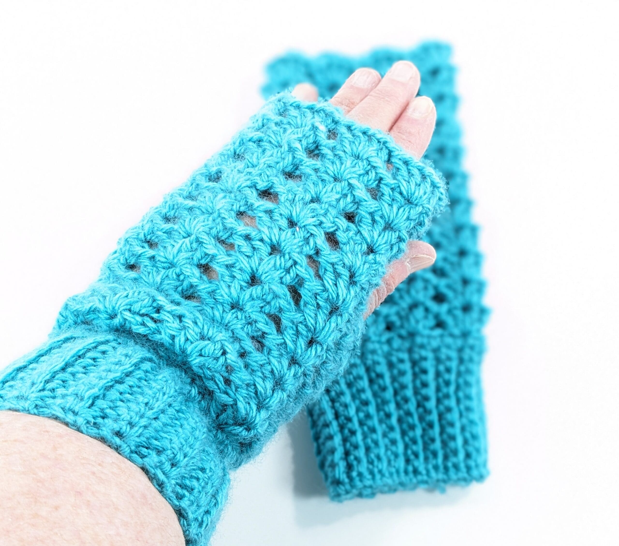 Crochet fingerless glove accessories selections Crochet fingerless teal glove accessories.