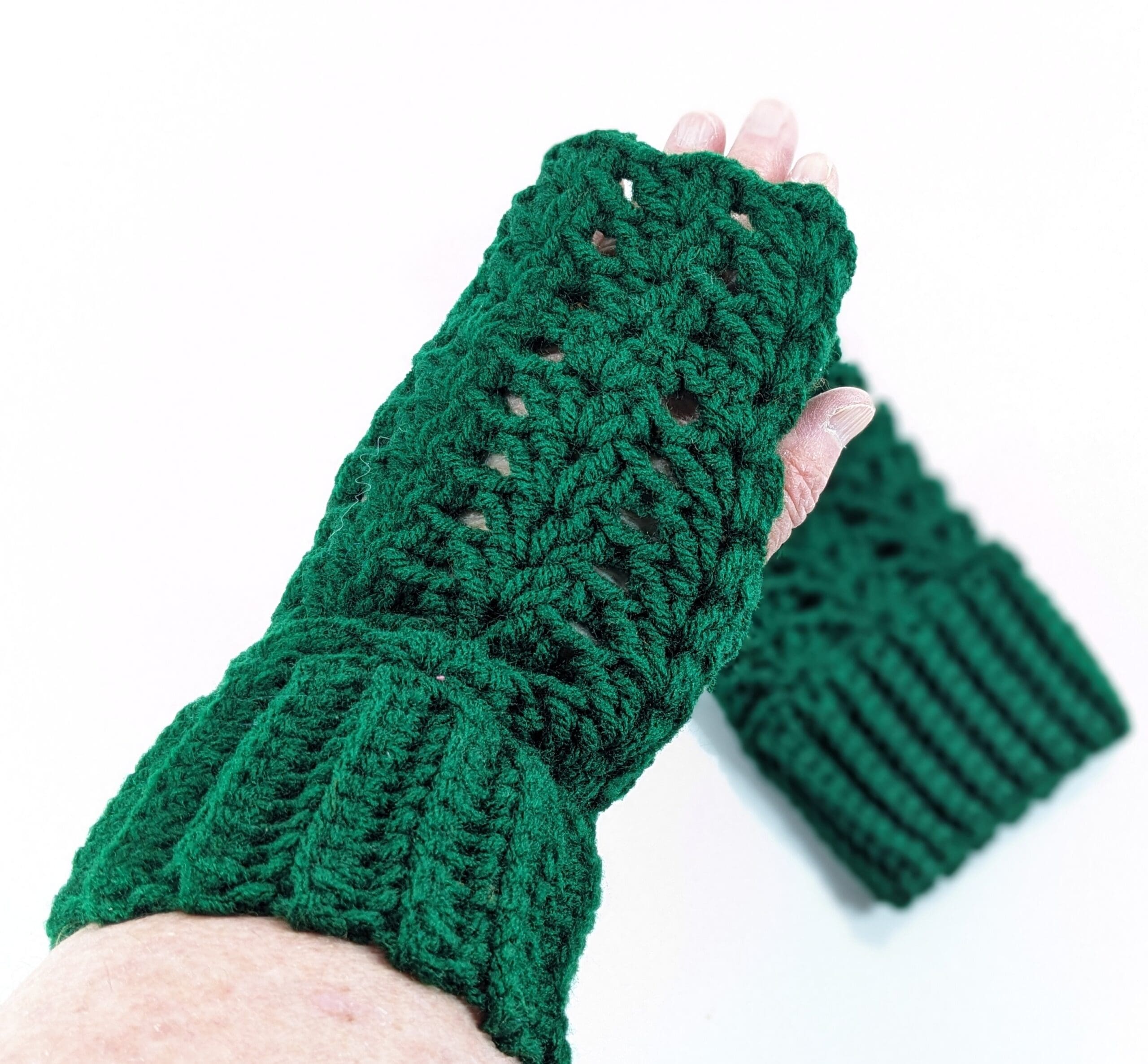 Crochet fingerless glove accessories selections Crochet fingerless green glove accessories.
