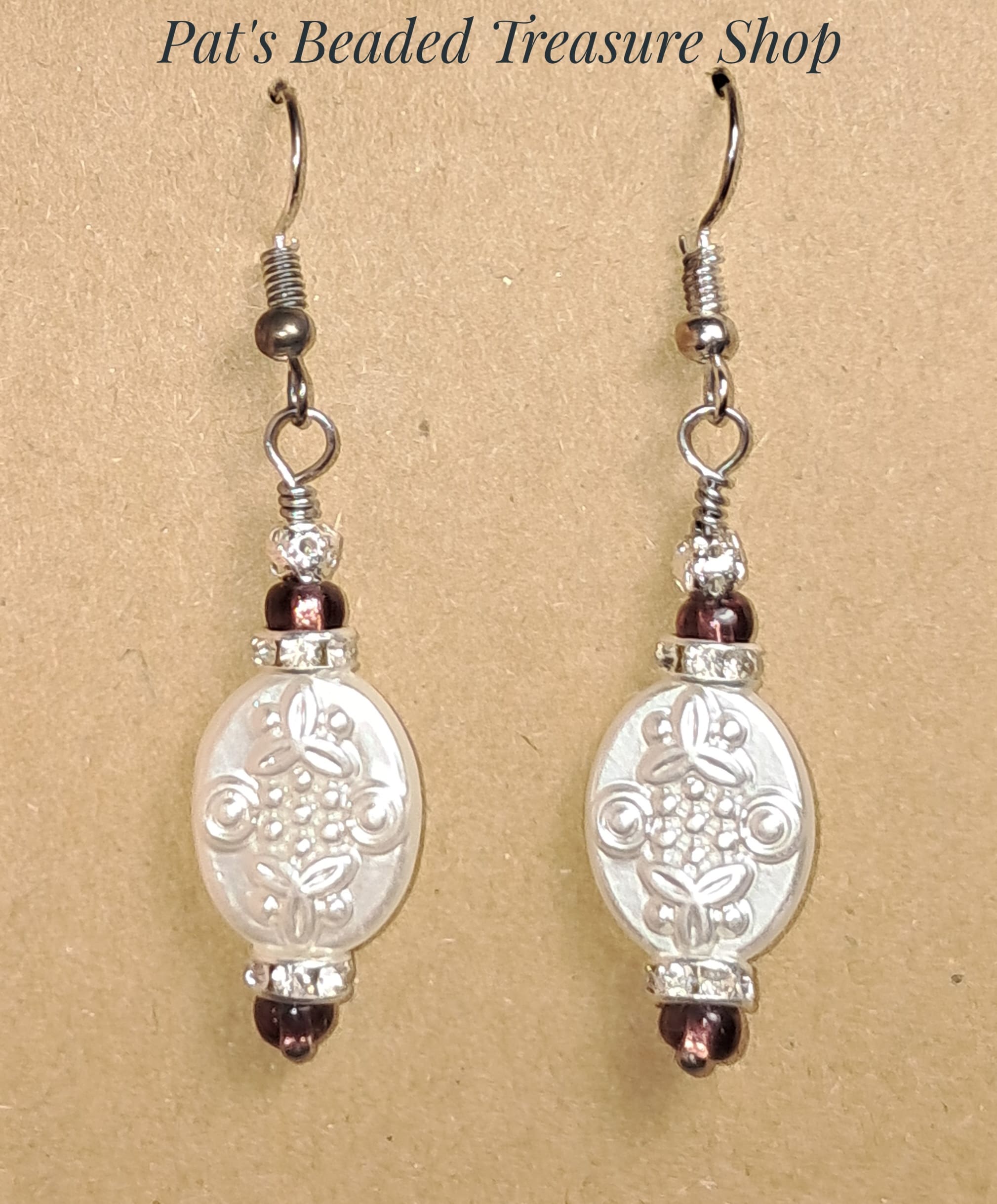 Vintage style floral bead earrings, clear acrylic dangle earrings, 925 sterling silver ear wires Vintage style floral bead earrings, clear acrylic dangle earrings, 925 sterling silver ear wires - image 2