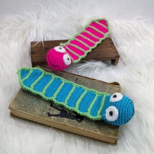 Bookworm bookmarks crochet set