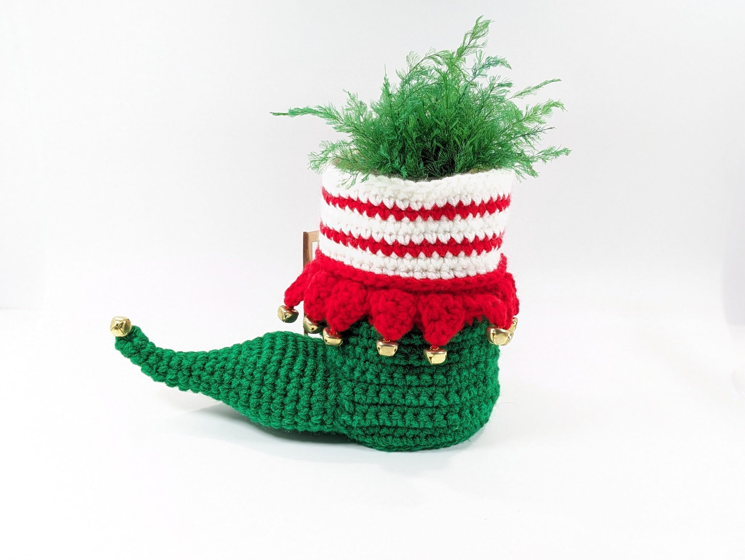 Elf shoe christmas basket decor Elf shoe christmas basket decor
