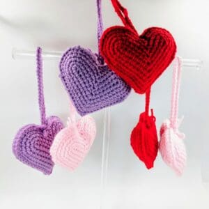 Hanging Heart Valentine Decor Set
