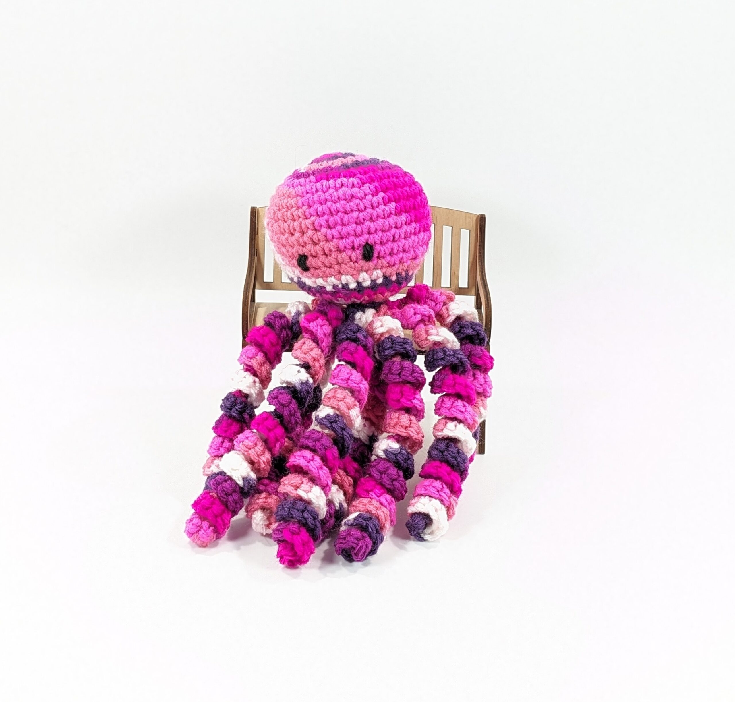 Premi octopus plush pink crochet toy Premi octopus plush pink crochet toy