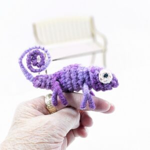 Chameleon Purple Crochet Finger Pet Toy