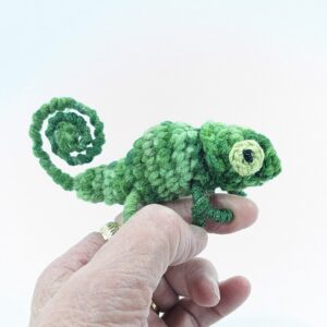 Chameleon Green Crochet Finger Pet Toy