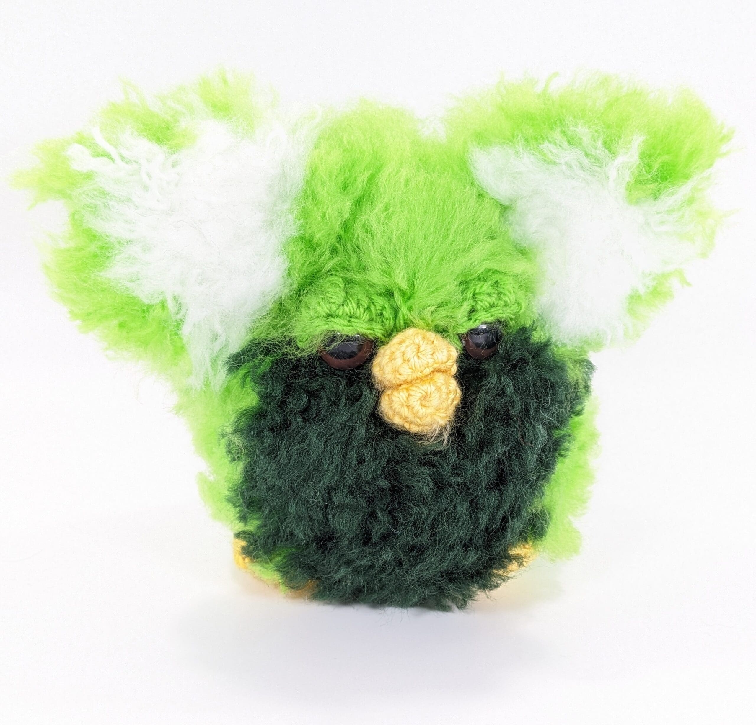 Crochet green plush furry soft pet Crochet green plush furry soft pet