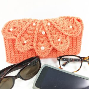Shell Phone & Glasses Coral Crochet Case