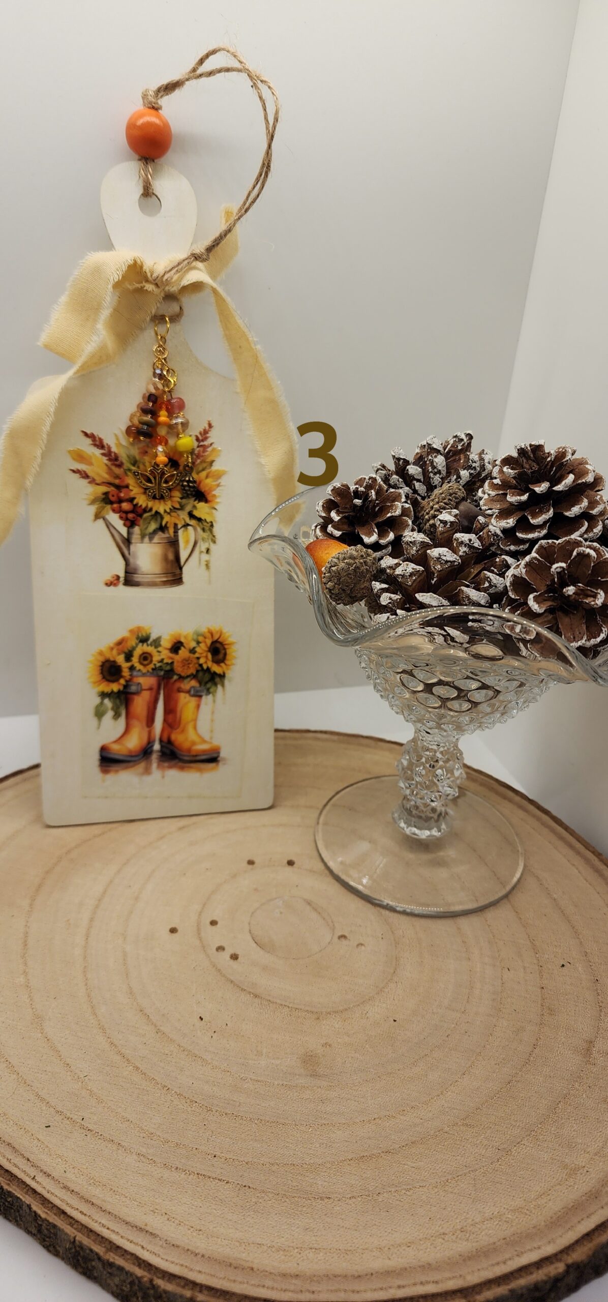 Handmade wooden fall decor-mini pumpkin and sunflower mini cutting board-wall hanger or door hanger Handmade wooden fall decor-mini pumpkin and sunflower mini cutting board-wall hanger or door hanger - image 17