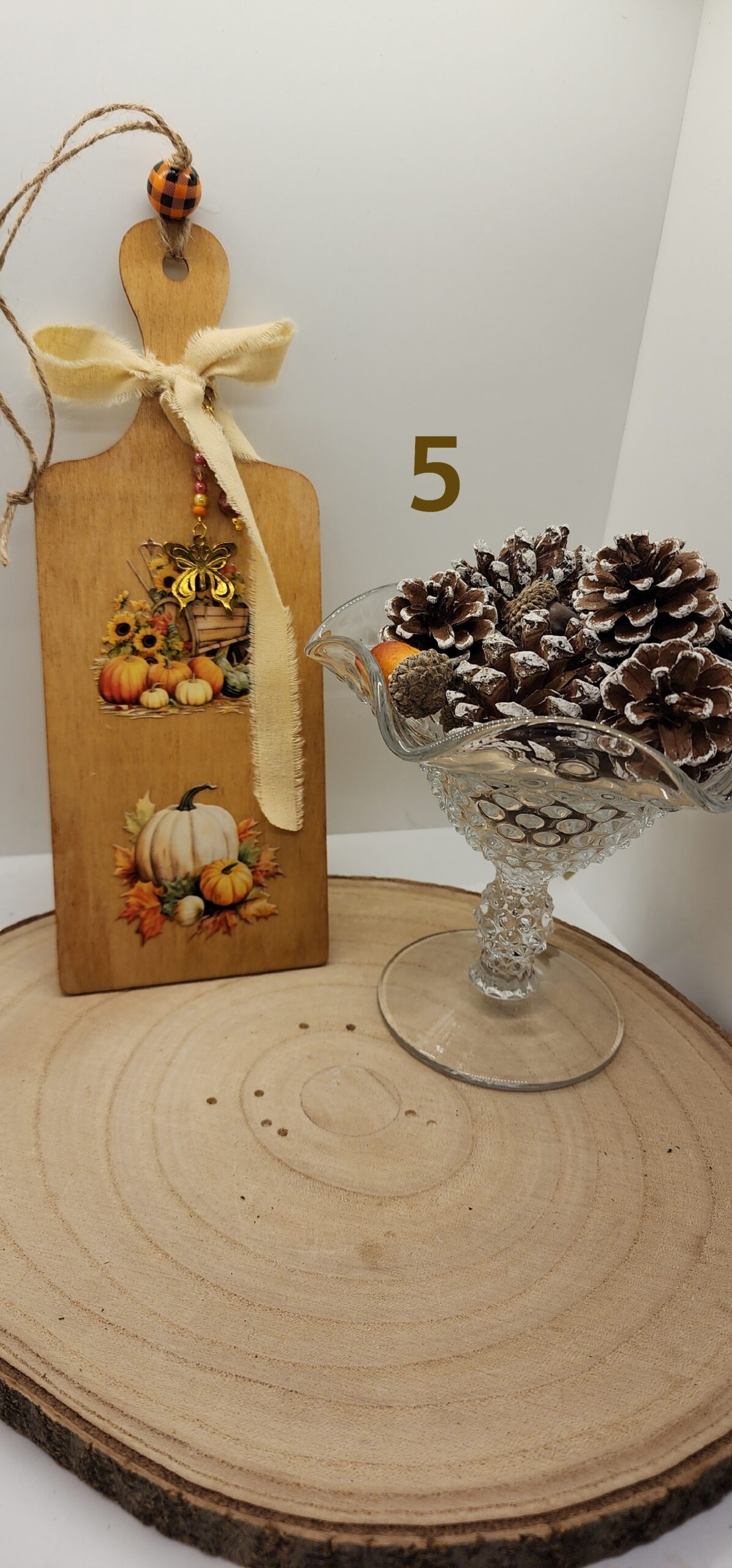 Handmade wooden fall decor-mini pumpkin and sunflower mini cutting board-wall hanger or door hanger Handmade wooden fall decor-mini pumpkin and sunflower mini cutting board-wall hanger or door hanger - image 15