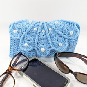 Shell Phone & Glasses Pale Blue Crochet Case