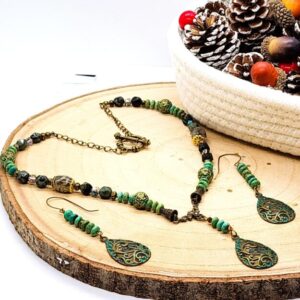 Handmade green boho necklace and earring set