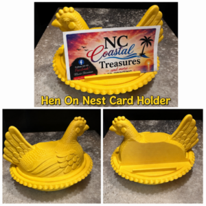 Charming Hen on Nest Card Holder