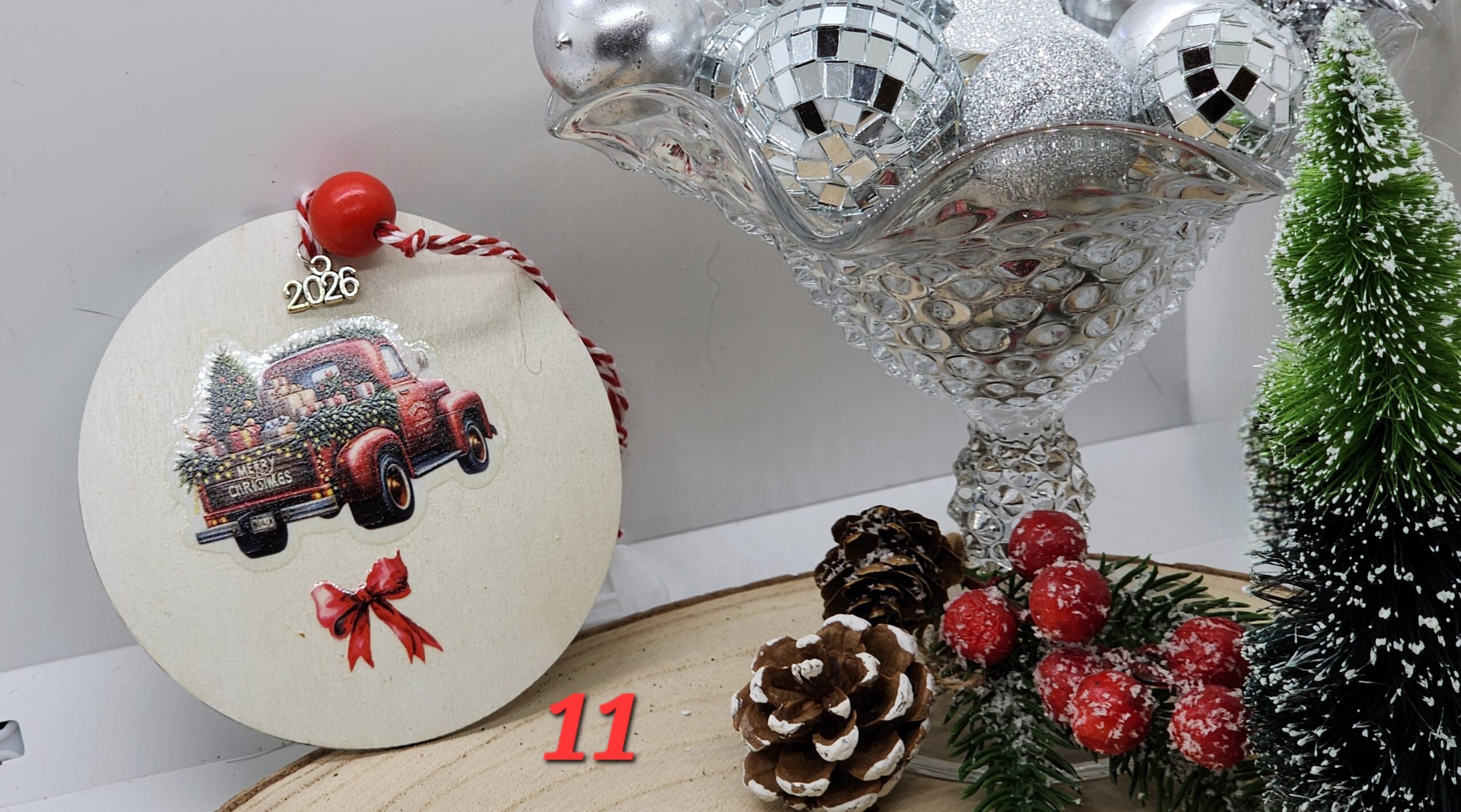 Gnomes in nostalgic trucks-handcrafted wooden christmas ornaments Gnomes in nostalgic trucks-handcrafted wooden christmas ornaments - image 3