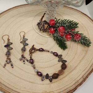 Purple Aventurine & Czech Glass Leaf Bracelet – Handmade Gift-Earthy Elegant Jewelry