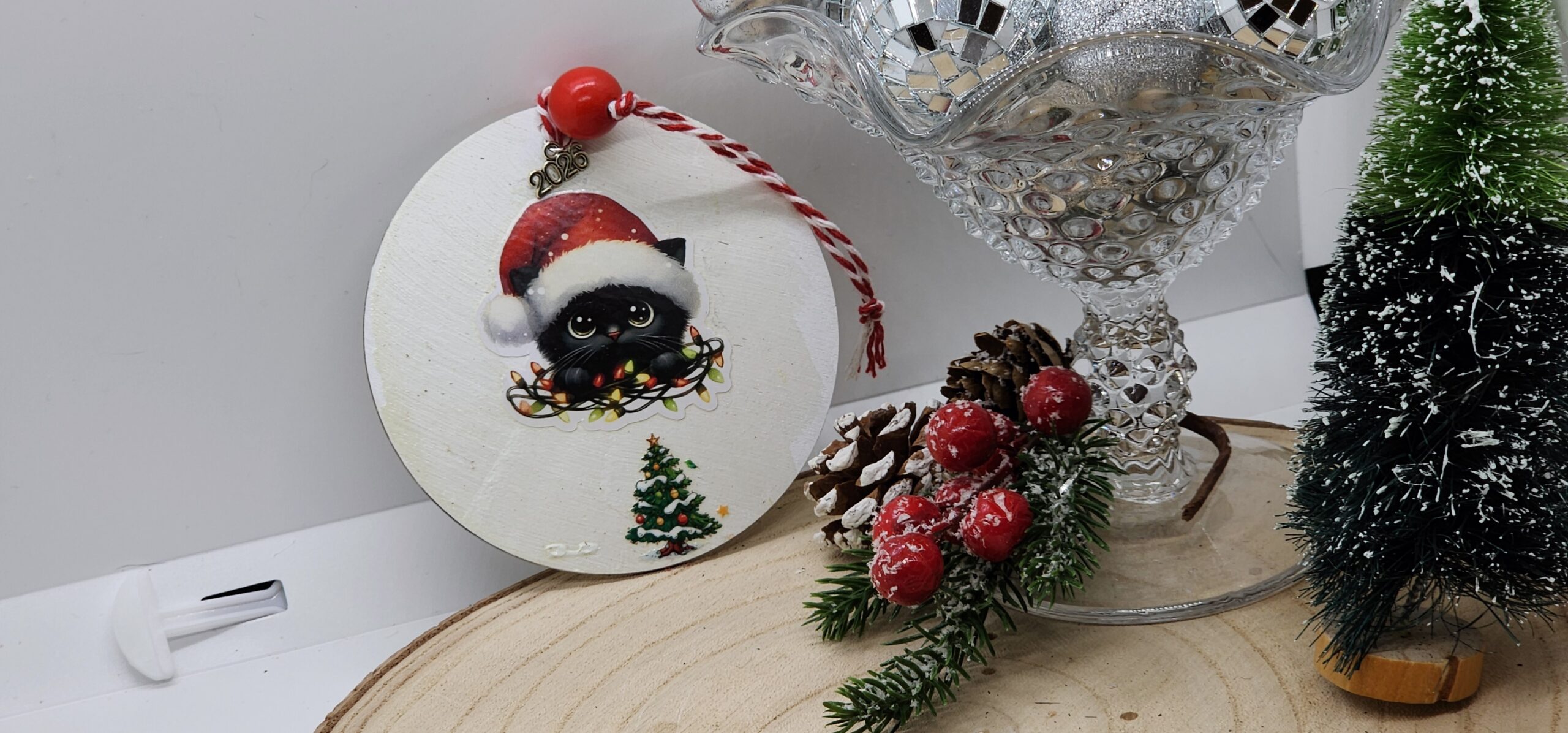 Hand‑made wooden cat ornaments – whimsical black cat in santa hats 🎄 Hand‑made wooden cat ornaments – whimsical black cat in santa hats 🎄 - image 9