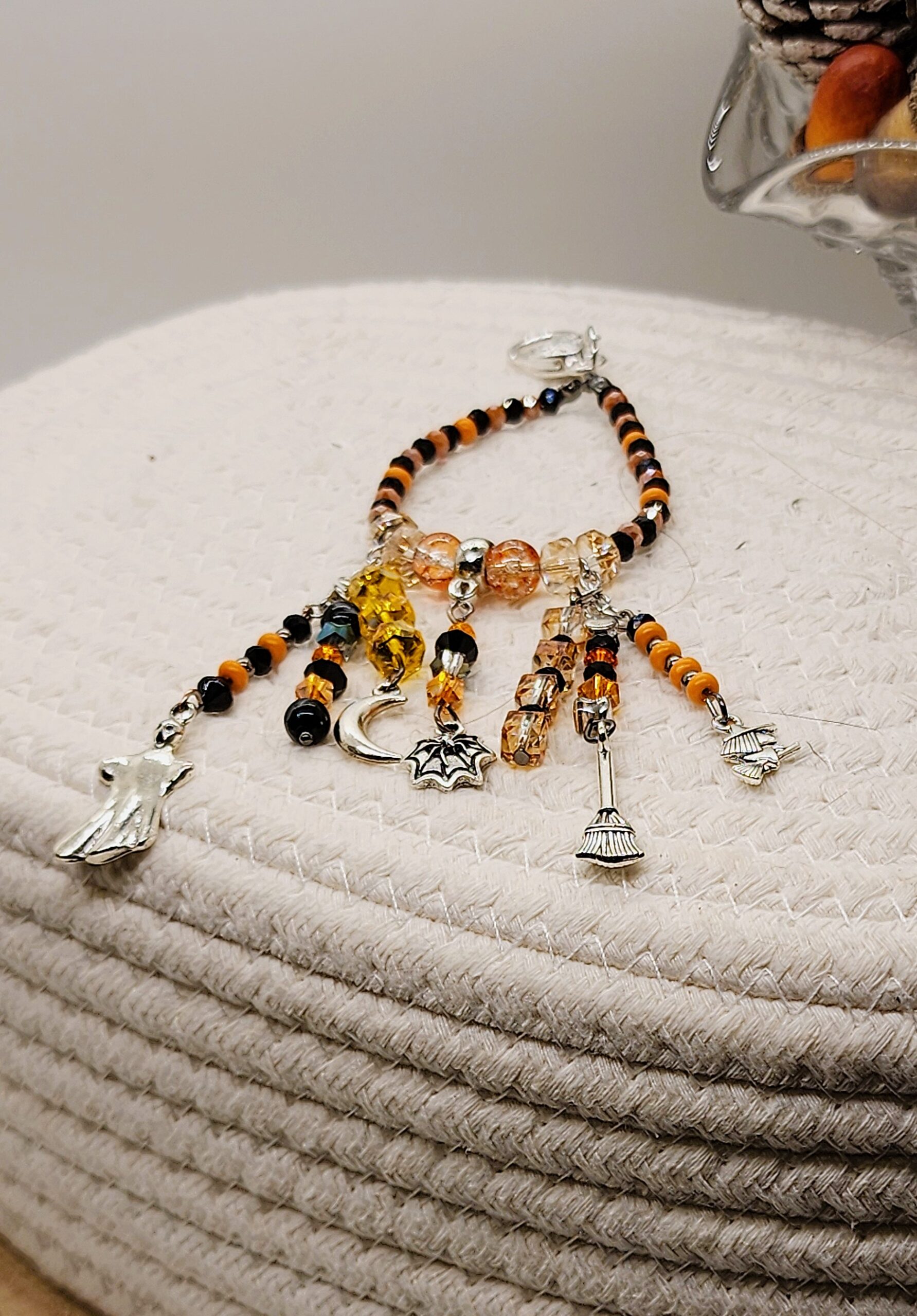 Halloween magic bag charm/keychain – handmade beaded bag jewelry-spooky season charms Halloween magic bag charm/keychain – handmade beaded bag jewelry-spooky season charms
