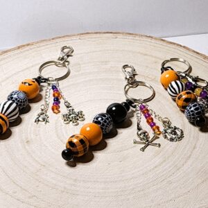 Handcrafted Wooden Halloween Keychains-Spooky Season Accessory-Fun Halloween Charms