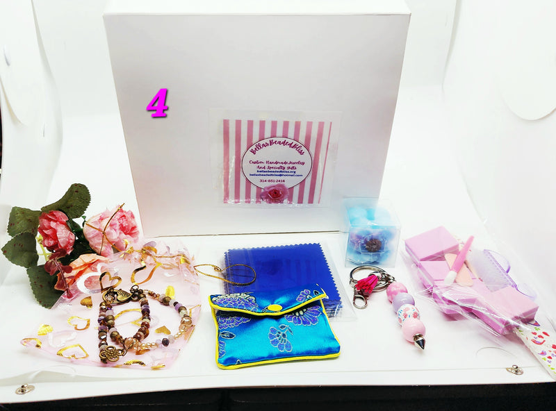 Gift box with handmade bracelet • artisan jewelry set Gift box with handmade bracelet • artisan jewelry set